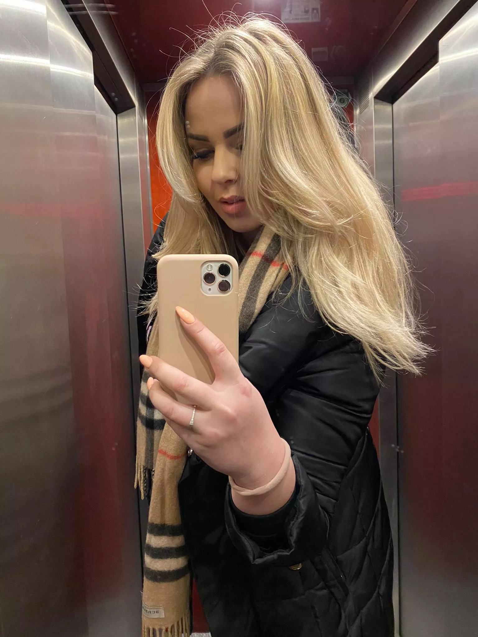 Niezwykła przemiana uwielbianej gwiazdy disco polo! Fani zachwyceni Paulą Karpowicz z Top Girls!
